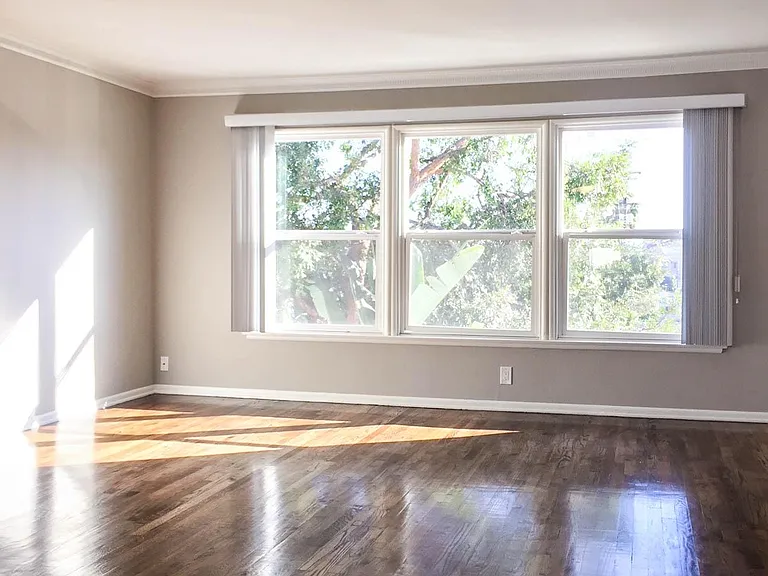 1211 Berkeley St #4 — Photo 2