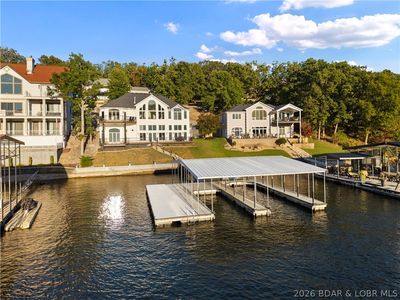 825 Grand View Dr, Sunrise Beach, MO, 65079