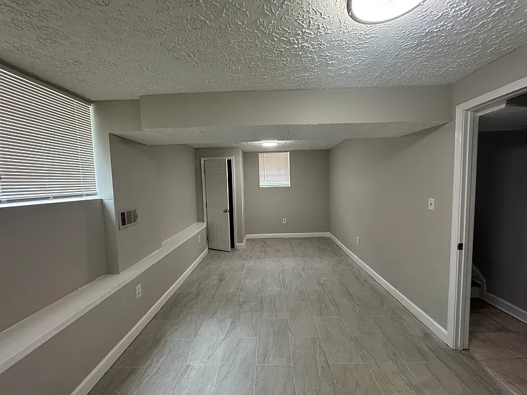 6241 Bermuda St — Photo 10