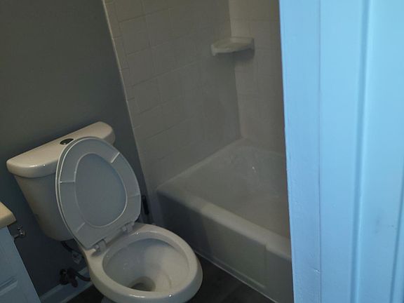 4th image of 3706 N Rosser St APT 204