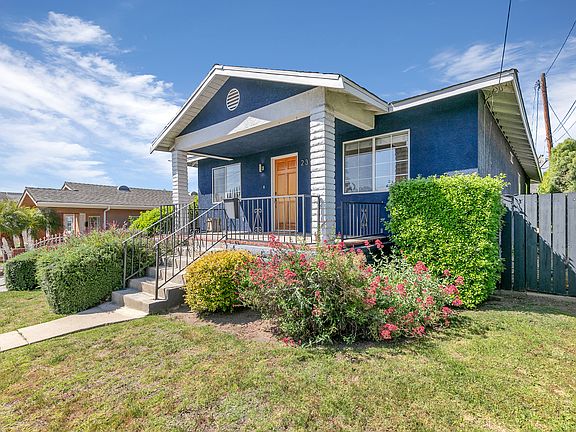 3rd image of 2347 Moss Ave