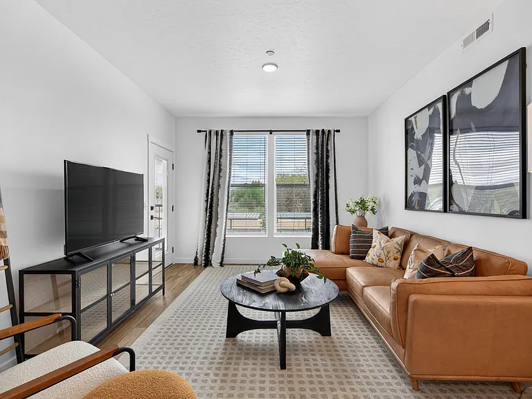 Village Apartments — Photo 33