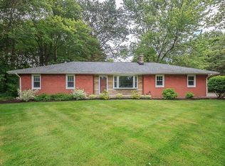 8892 Billings Rd, Kirtland, OH 44094