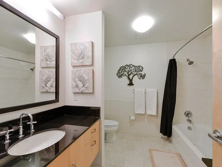333 NW 9th Ave #501 — Photo 14