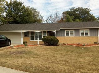 18365 Locust St, Lansing, IL 60438