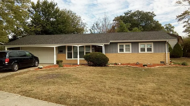 18365 Locust St photo 1