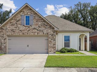7977 Brown Hickory Ave, Baton Rouge, LA 70820