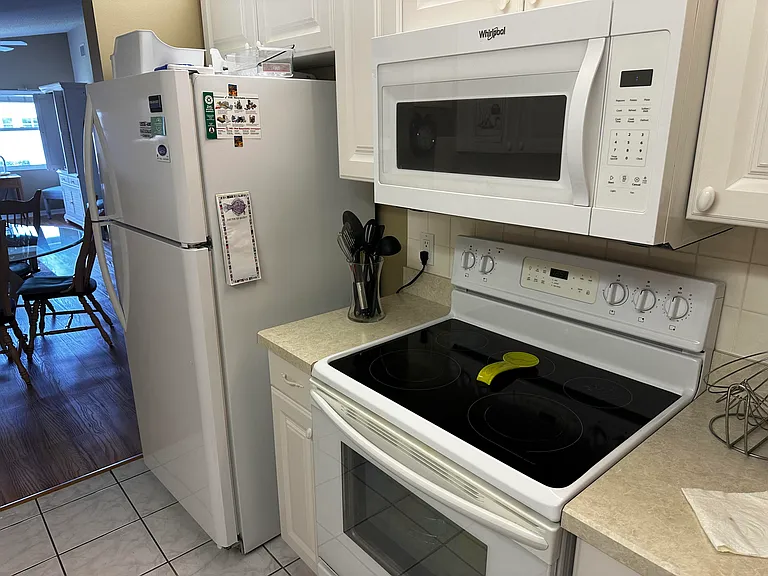 830 Lake Orchid Cir #205 — Photo 9