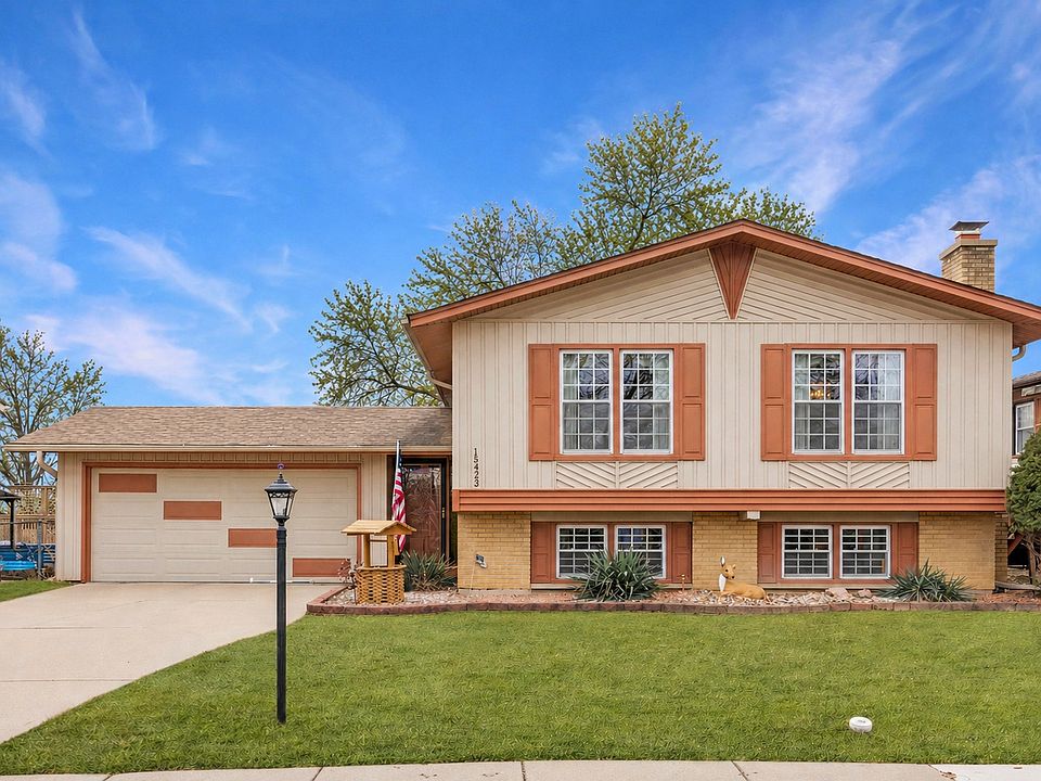 1st image of 15423 Orogrande Dr
