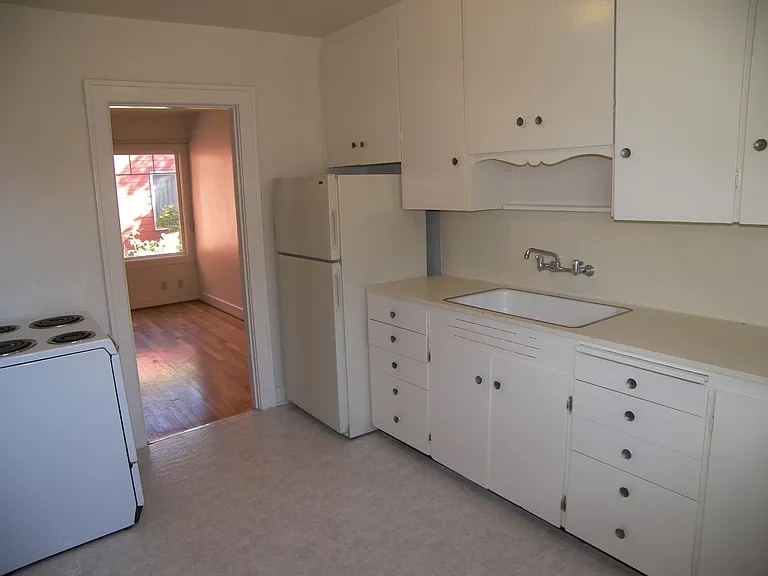 3117 SE Ankeny St #1-10 — Photo 10