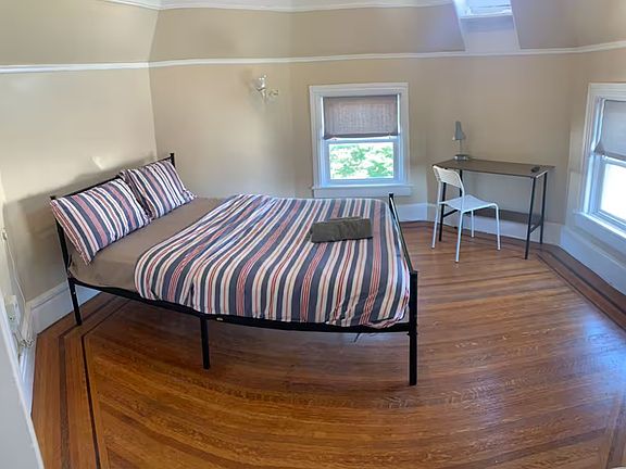 3rd image of 24 Ringgold St #33