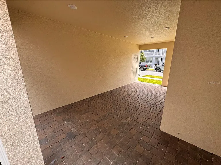 14727 Field Daisy Dr — Photo 40