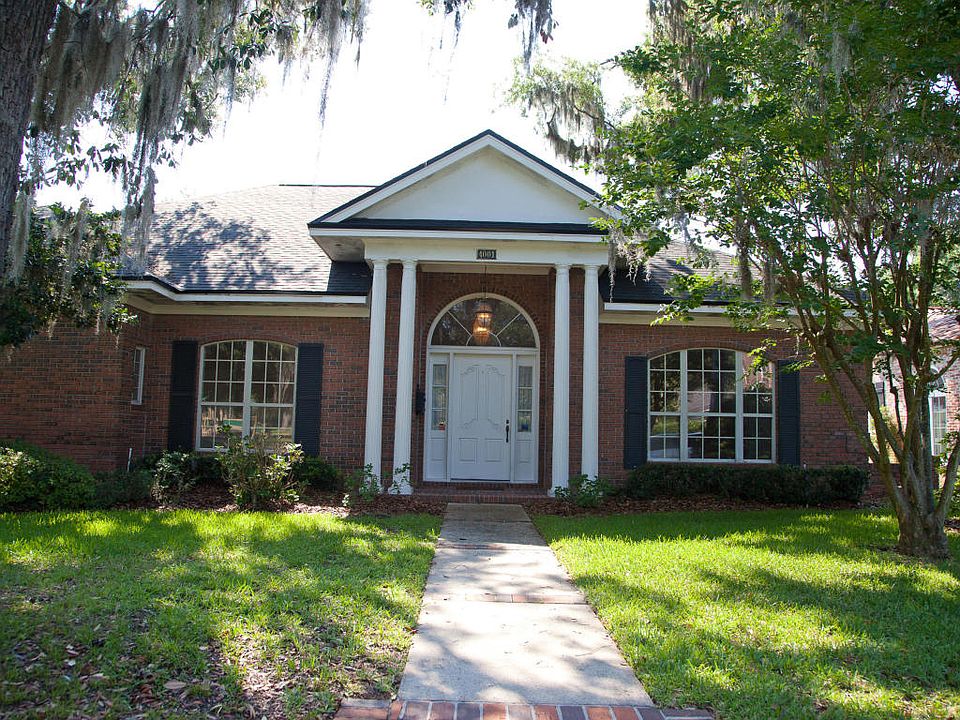 1st image of 4001 Alcazar Ave