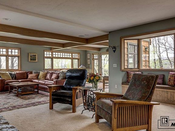 5th image of 315 Blue Sage Cir