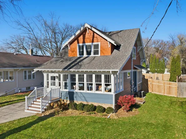 1529 4th Ave S, Fargo, ND 58103