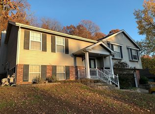 1726 Praise Blvd, Fenton, MO
