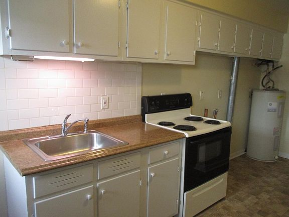 4th image of 260 W Government Ave #A