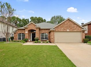 2208 Acorn Bnd, Denton, TX 76210