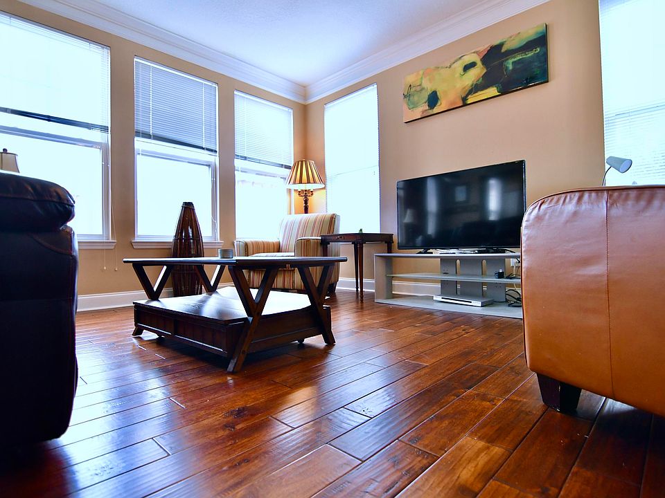 1st image of 10435 Midtown Pkwy #305