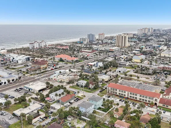 342 4TH Street N, Jacksonville Beach, FL 32250
