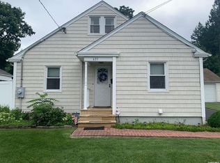 637 Northville Tpke, Riverhead, NY 11901