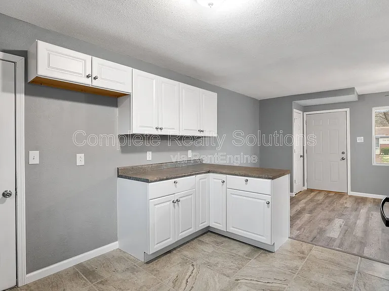 50 Lynn Meadows Ln — Photo 13