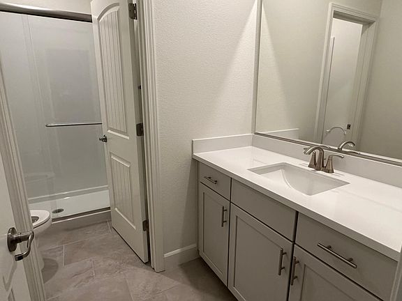 5th image of 533 Knightsbridge Ct