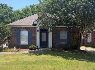 5257 Eastbay Dr, Baton Rouge, LA 70820