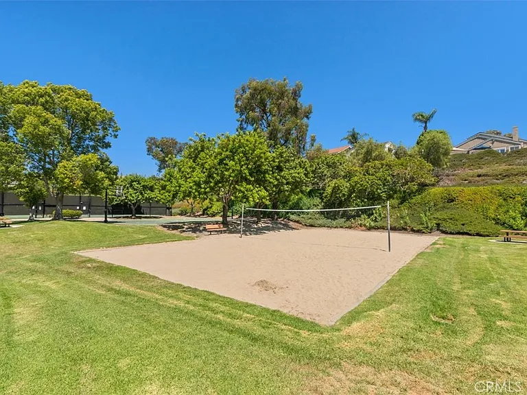 25732 Weston Dr — Photo 59