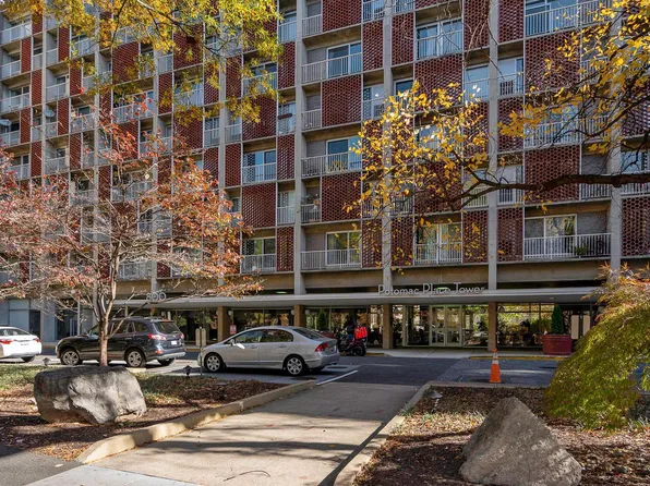 800 4th St SW APT N801, Washington, DC 20024