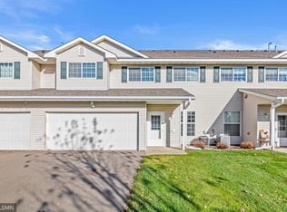 46 Bridgewater Trl, Hudson, WI 54016