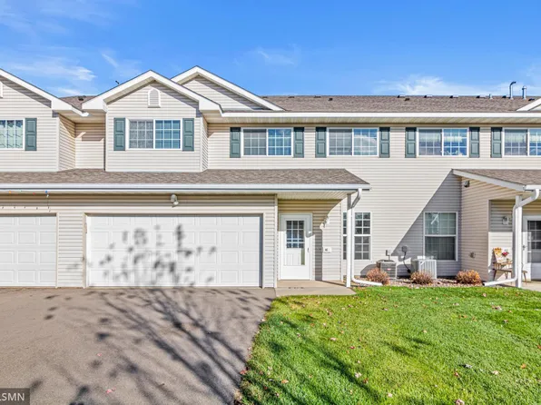 46 Bridgewater Trl, Hudson, WI 54016