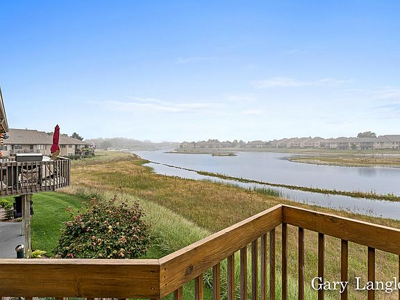 4th image of 1604 W Harbour Towne Cir
