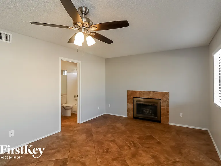 3638 E Verdin Rd — Photo 6