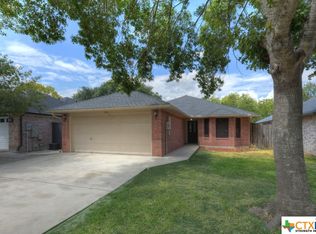 954 Parkdale Dr, New Braunfels, TX 78130