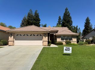 10104 Brandy Rose St, Bakersfield, CA 93311