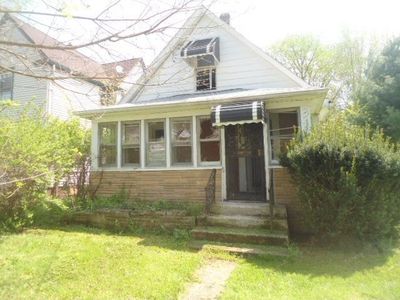 329 Bell St, Barberton, OH, 44203