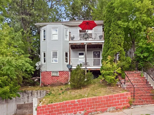 10 Fremont Ave, Chelsea, MA 02149