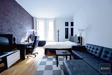 Rented by Bond New York