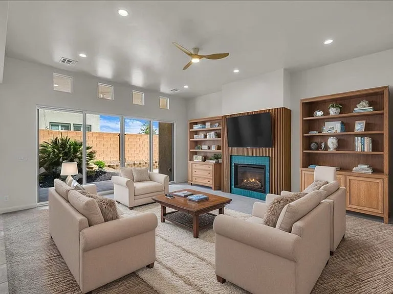 1336 W Firepit Knoll Dr — Photo 8