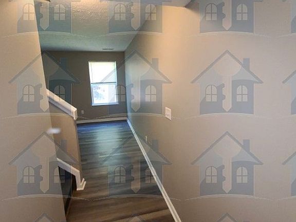 4th image of 504 Herbert Ave