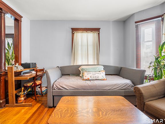 3rd image of 25 Prescott Street