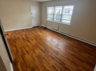 218 Cliff St #12, Cliffside Park, NJ 07010