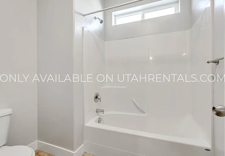 627 N Sun Peak Dr — Photo 16