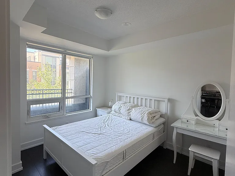 268 Buchanan Dr #212W — Photo 13