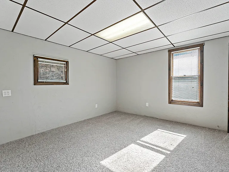725 Mifflin Rd — Photo 17