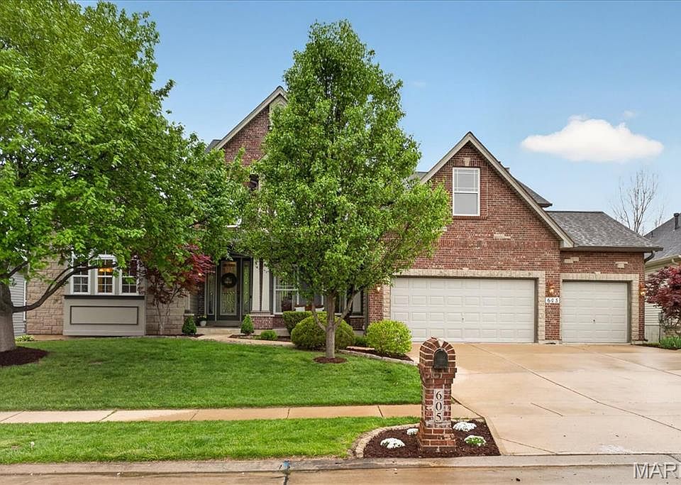 1st image of 605 Orchid Dr