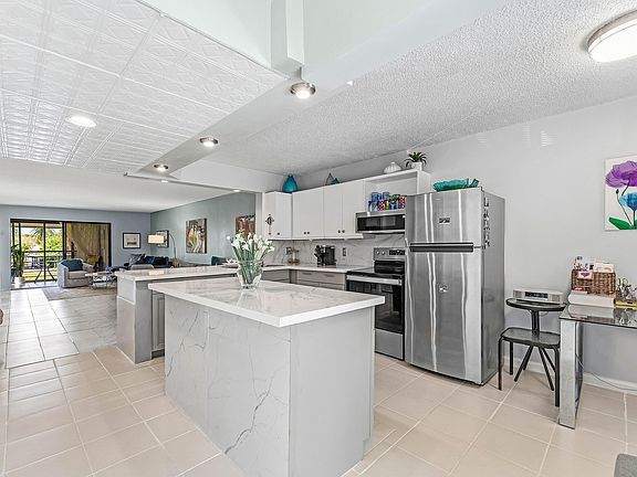 5th image of 10155 Mangrove Drive #204