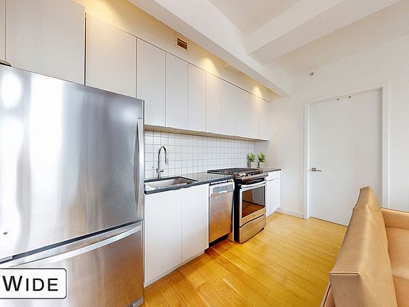 3rd image of 336 Himrod St #Penthouse 6