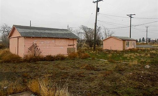 5th image of 201 N Idaho Ave